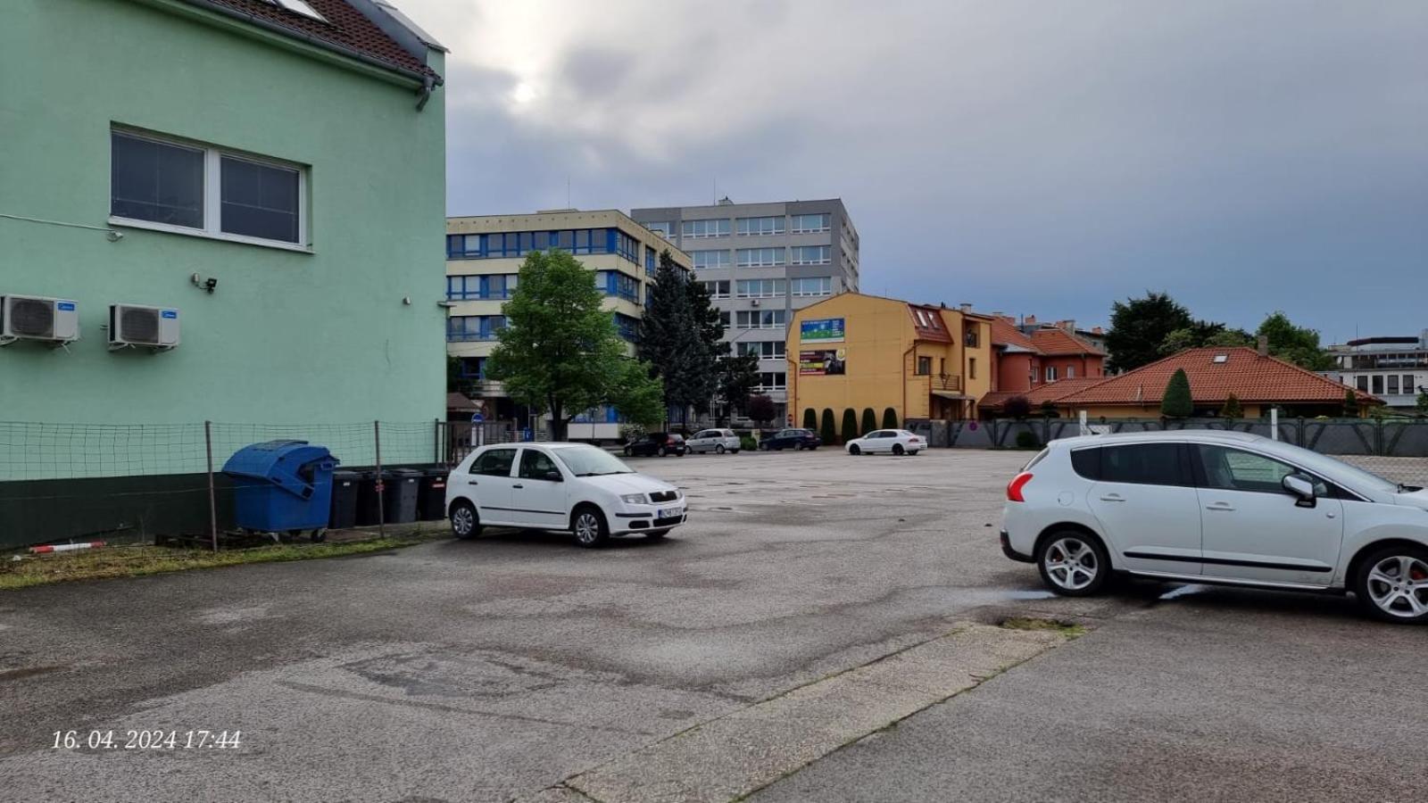 Turecka 49 Apt 2 Nové Zámky Екстериор снимка